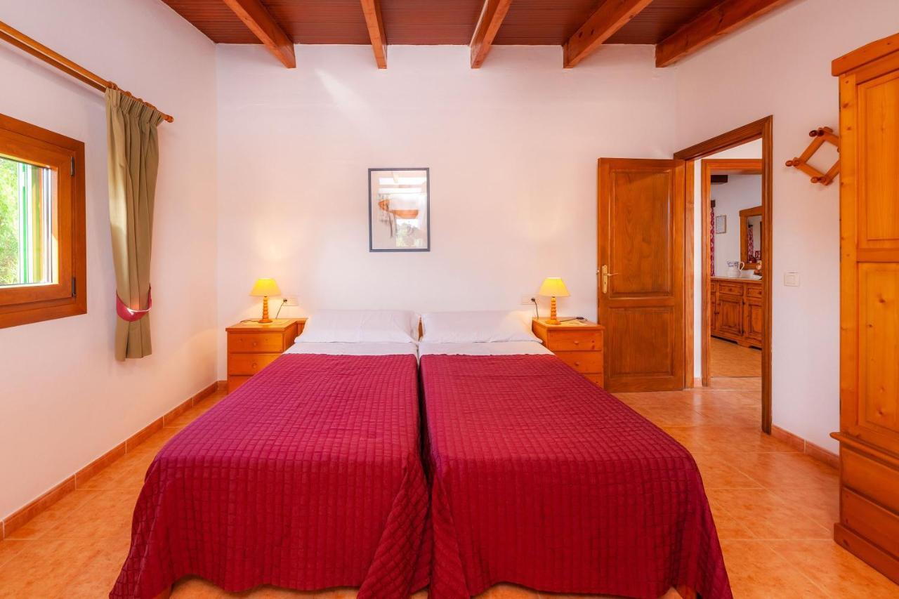 Ses Salines Cottage With Private Pool And Barbecue Bagian luar foto